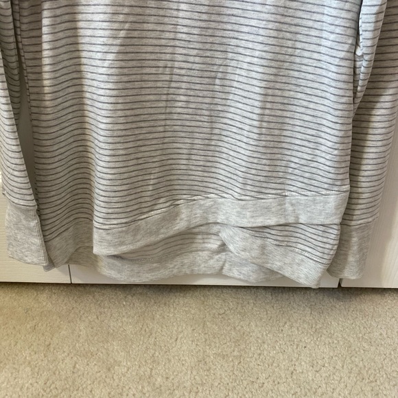 NWT “Danskin” long sleeve top - Picture 4 of 5